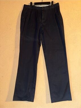 Men's Straight-Leg Chino Pants